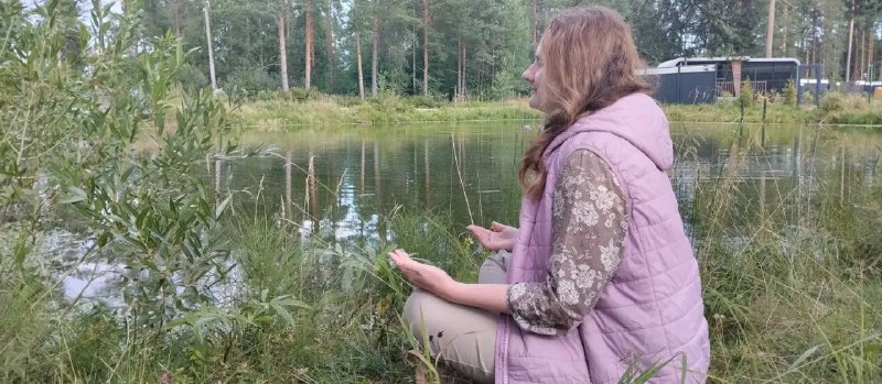 Бесплатный мастер-класс по медитации в клубе «Поле»
