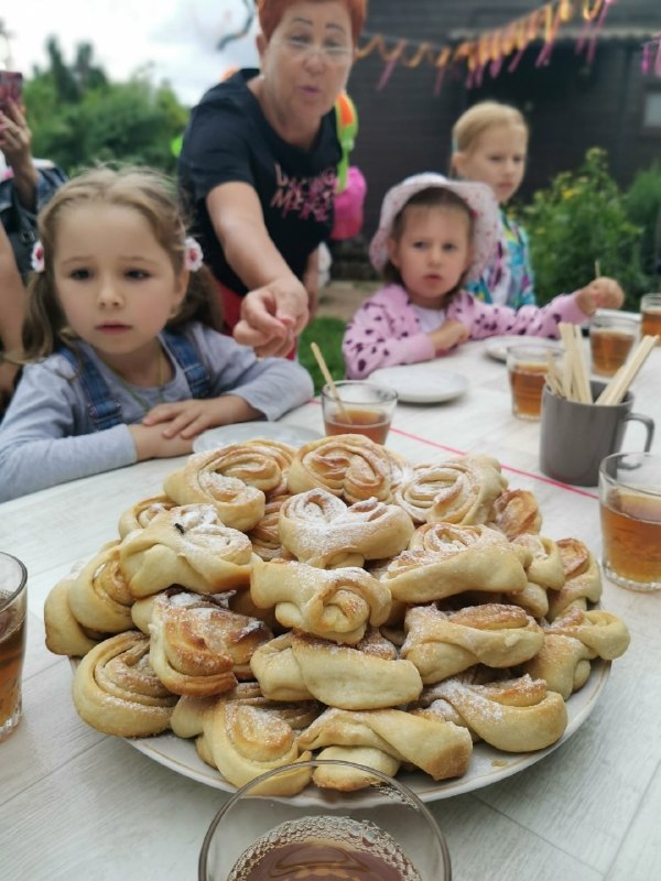 Семейная программа «Плюшки с Бабой Ягой»